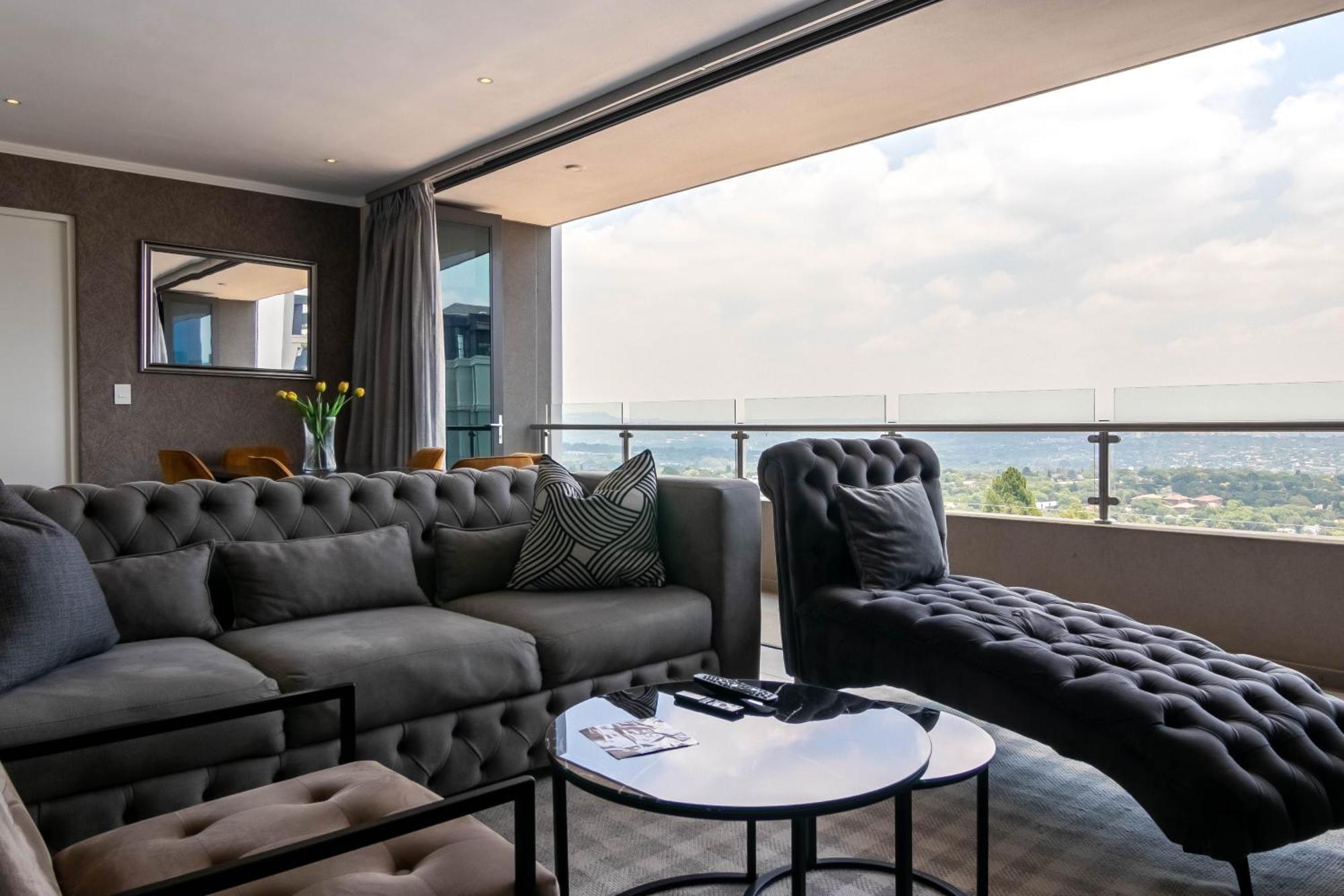Cgrsa Apartments Sandton โจฮันเนสเบิร์ก ภายนอก รูปภาพ