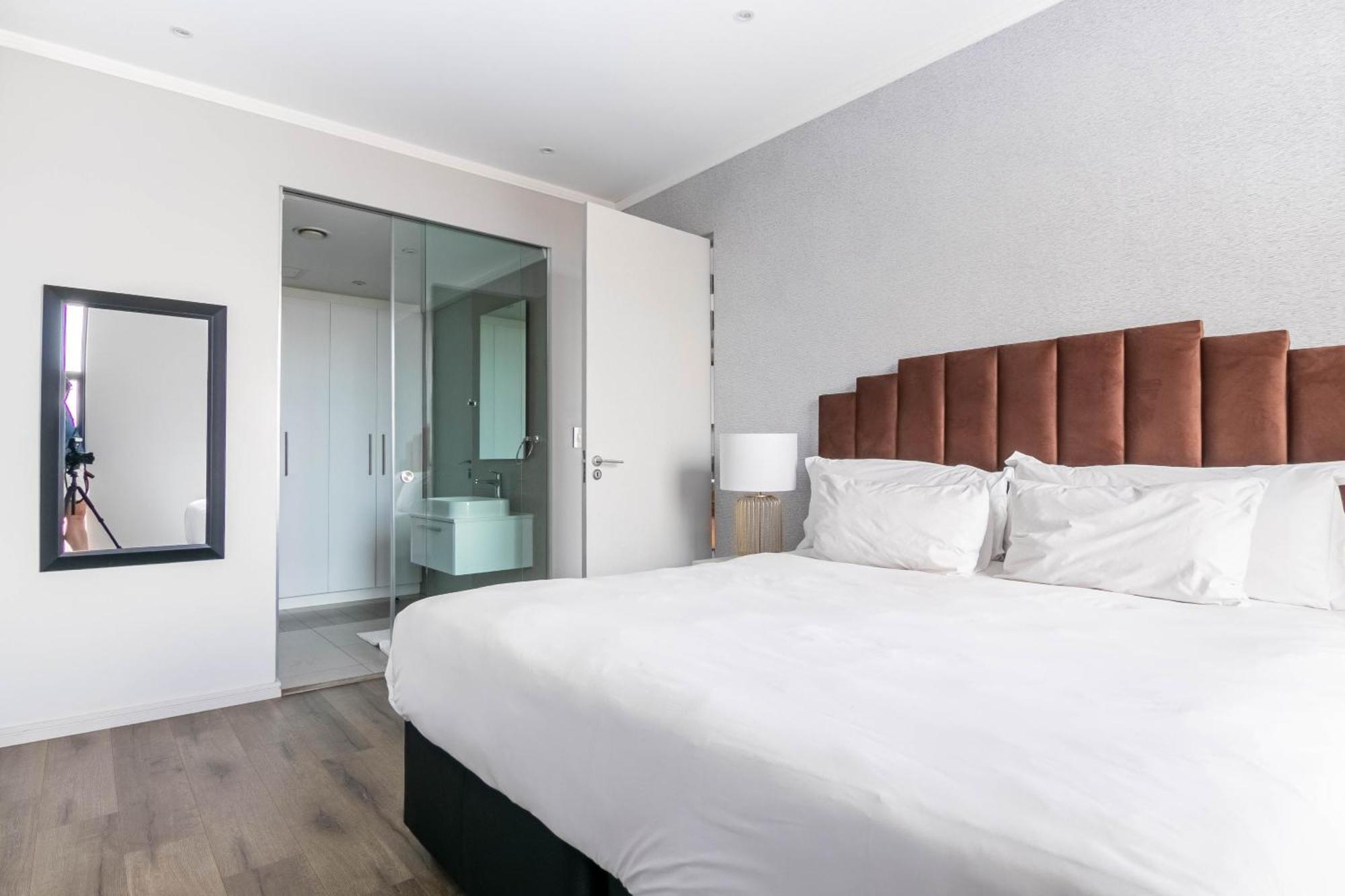 Cgrsa Apartments Sandton โจฮันเนสเบิร์ก ห้อง รูปภาพ
